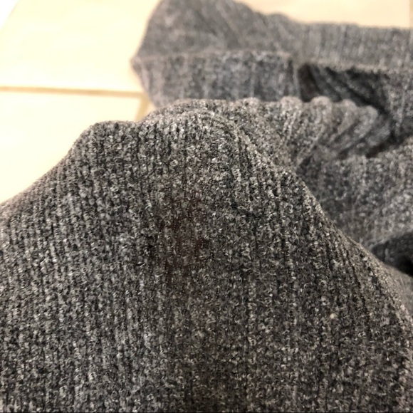 Gray Wide Neck Cowell Sweater, Long Sleeves, Size Medium - Picture 5 of 7